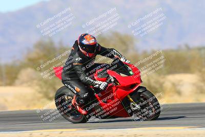 media/Jan-13-2025-Ducati Revs (Mon) [[8d64cb47d9]]/4-C Group/Session 3 (Turn 7 Inside)/